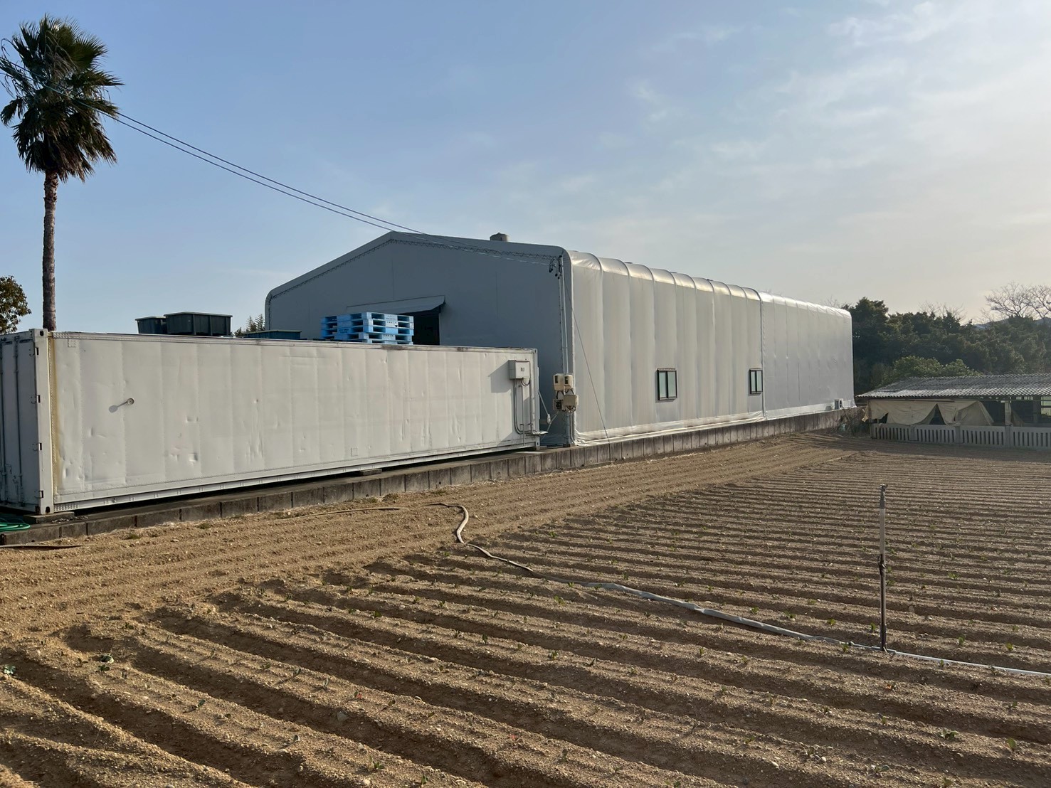 生地の耐用年数はご存じですか？テント倉庫の生地替えを行いました！　｜鹿児島県